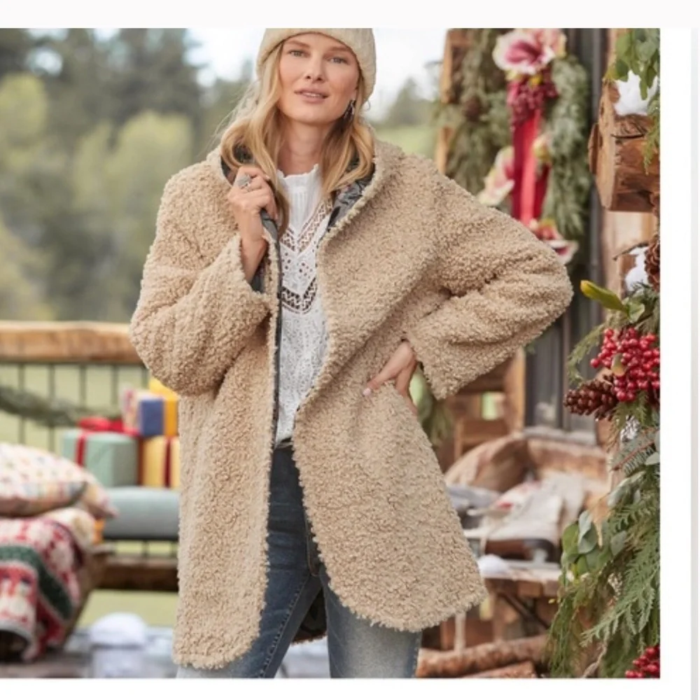 SUNDANCE Sherpa Reversible Augusta Floral Coat